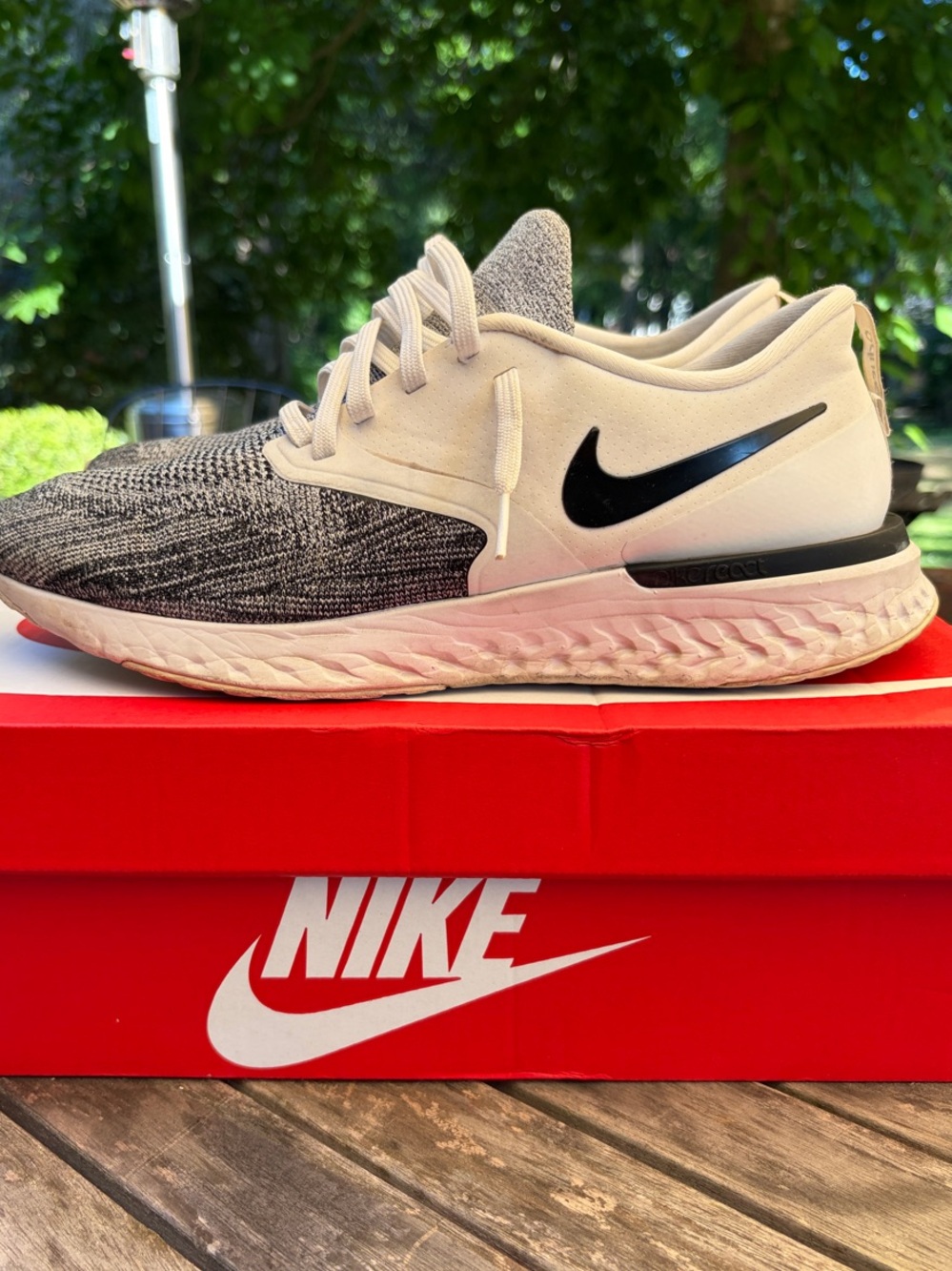Nike Two-Tone Odyssey React Running Shoes - Gray, White, Black